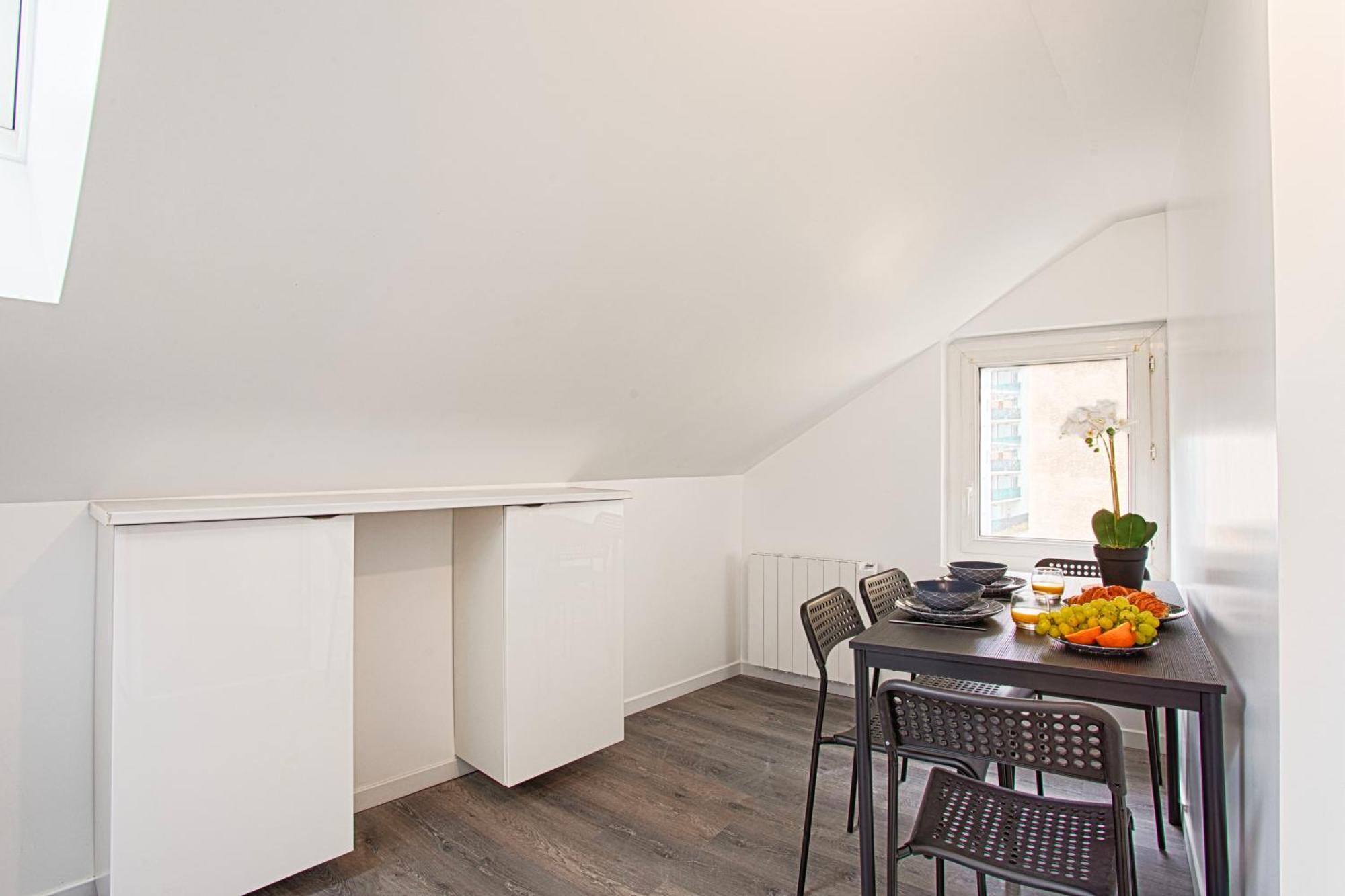 - Quartier Des Docks Au Calme - T3 Entierement Renove Apartment