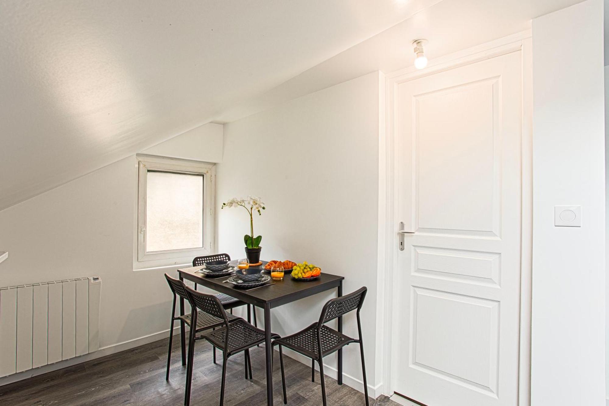- Quartier Des Docks Au Calme - T3 Entierement Renove Apartment *