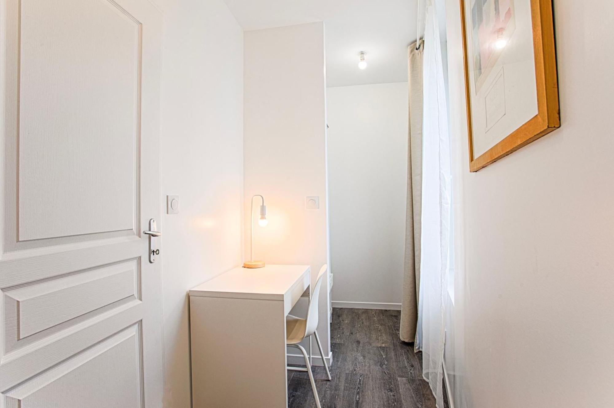 - Quartier Des Docks Au Calme - T3 Entierement Renove